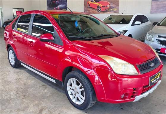 FORD FIESTA 1.6 MPI SEDAN 8V FLEX 4P MANUAL